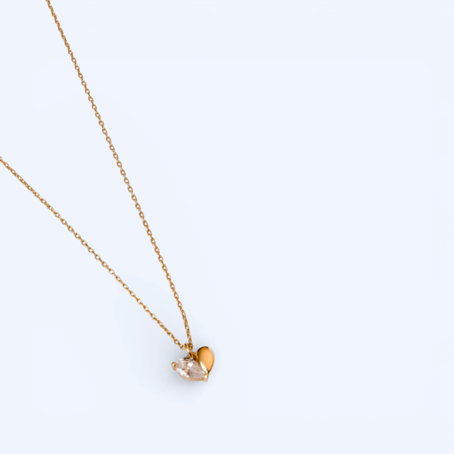 Aven | 14 Ayar Altın Asimetrik Kalp Kolye